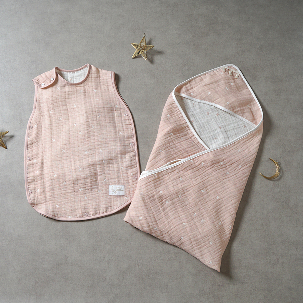 天絲三層紗防踢背心包巾彌月禮盒組 粉