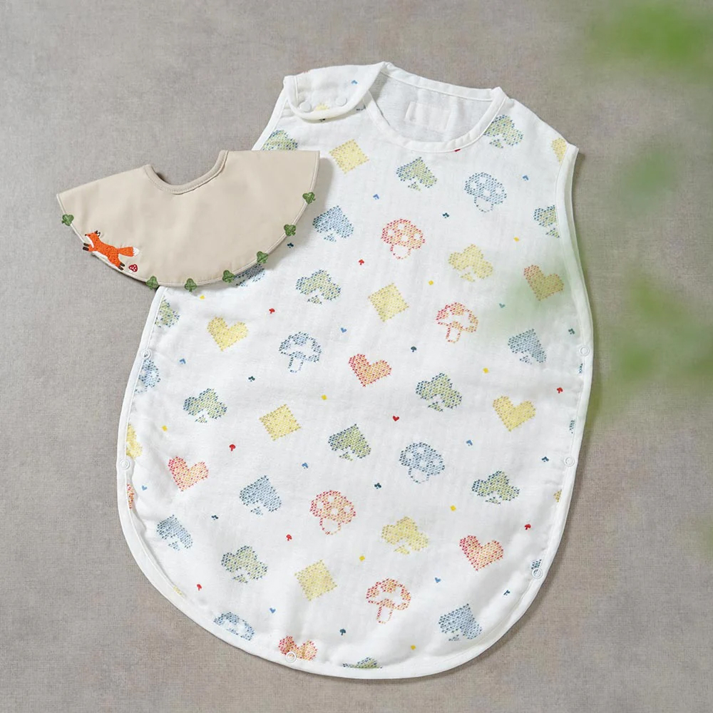 蘑菇森友會天絲三層紗防踢背心刺繡圍兜禮盒組