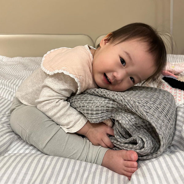 1Y4M15D 熱愛鬚鬚的寶寶