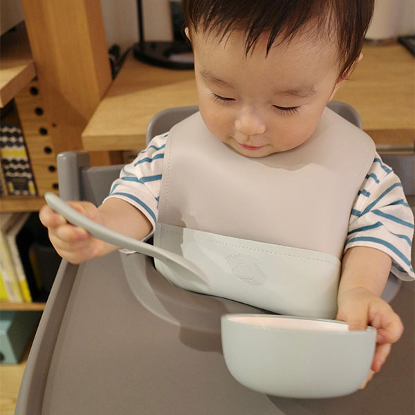 加上藍灰配色超級可愛