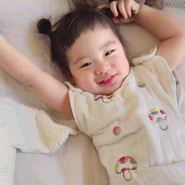 每天睡前都隨著泱的心情決定穿哪面